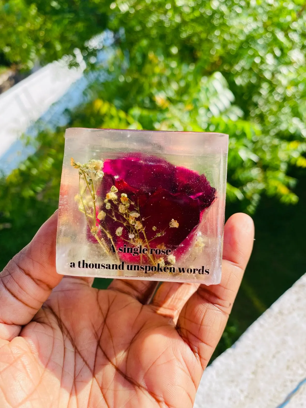 Resin flower cube